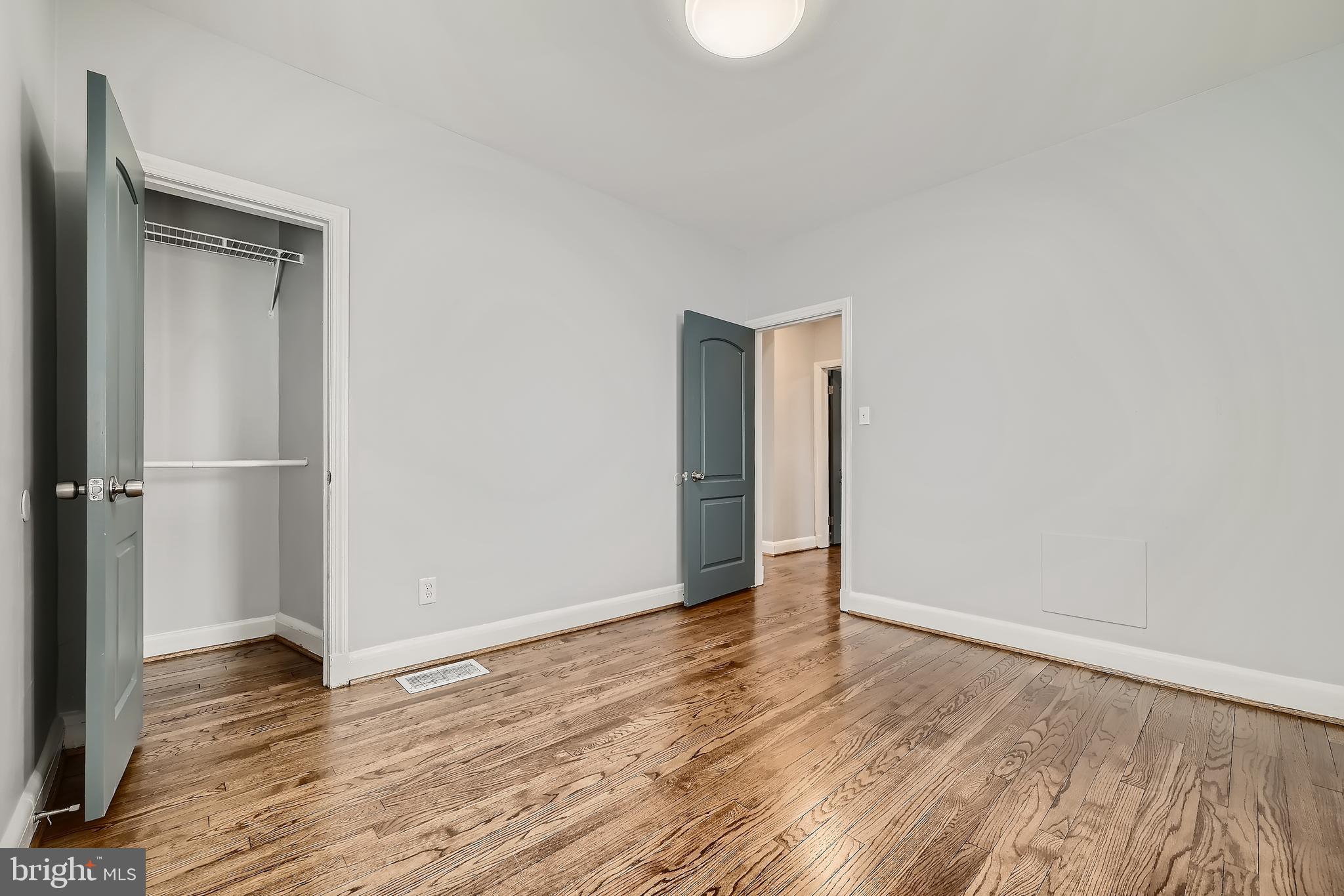 1807 Frederick Road Baltimore, MD 21228 - Photo 25 of 32