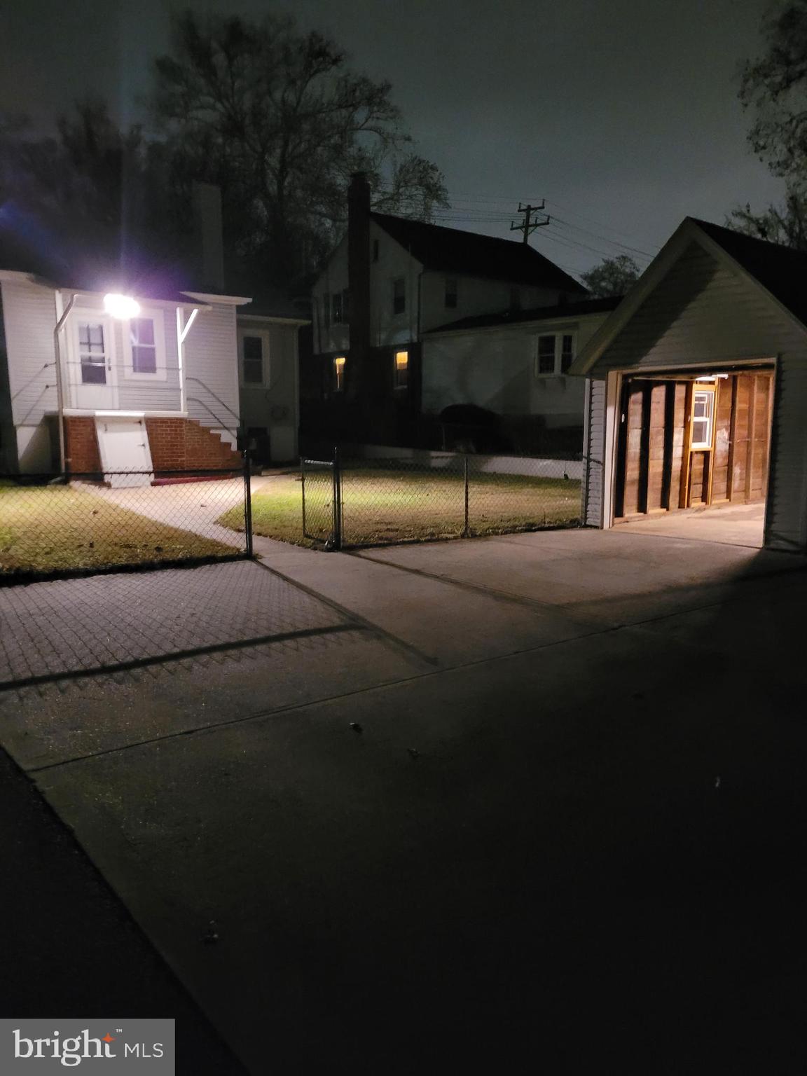1807 Frederick Road Baltimore, MD 21228 - Photo 26 of 32
