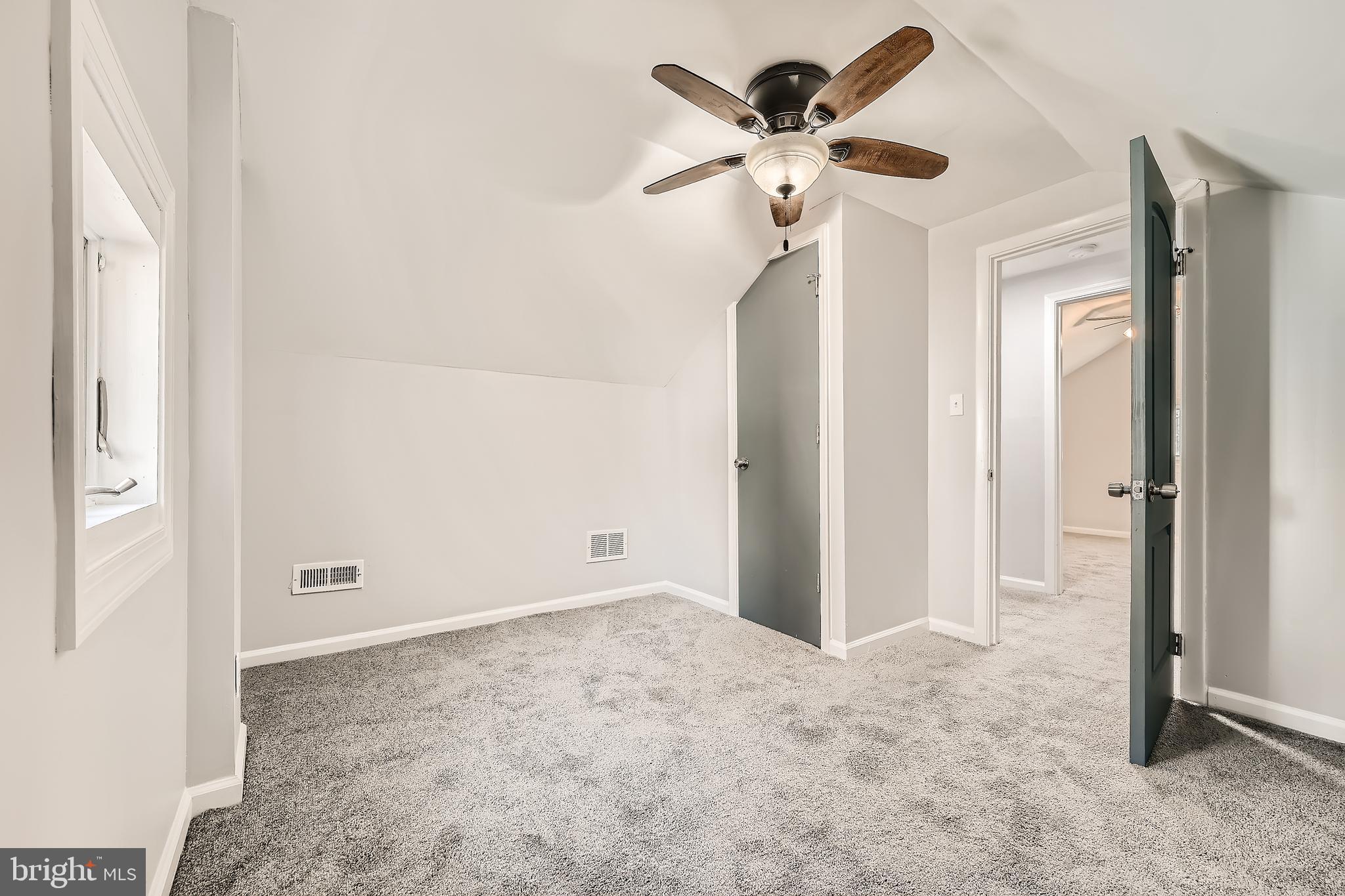 1807 Frederick Road Baltimore, MD 21228 - Photo 8 of 32