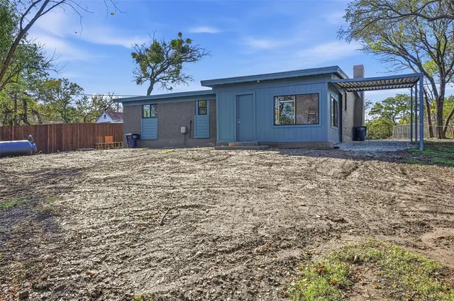 $375,000 | 1216 Abelia Court, Fort Worth, TX 76108