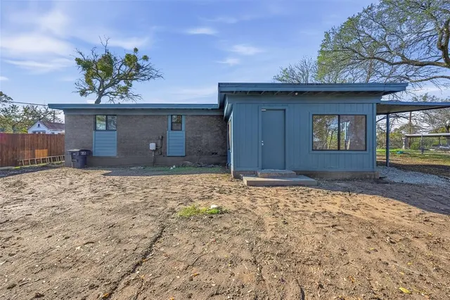 $375,000 | 1216 Abelia Court, Fort Worth, TX 76108