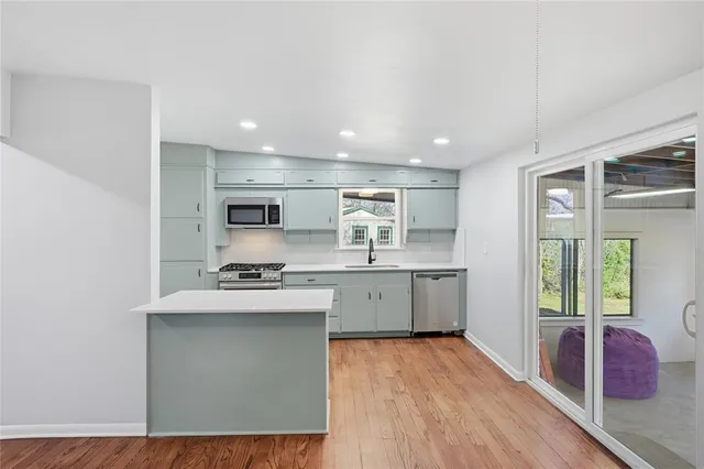 $375,000 | 1216 Abelia Court, Fort Worth, TX 76108