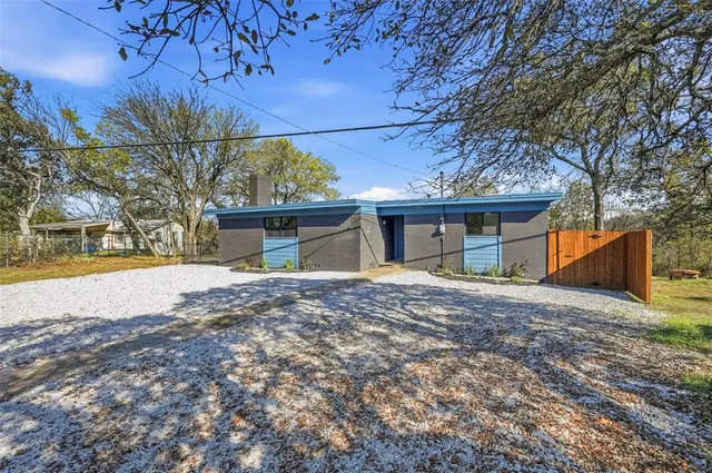 $375,000 | 1216 Abelia Court, Fort Worth, TX 76108