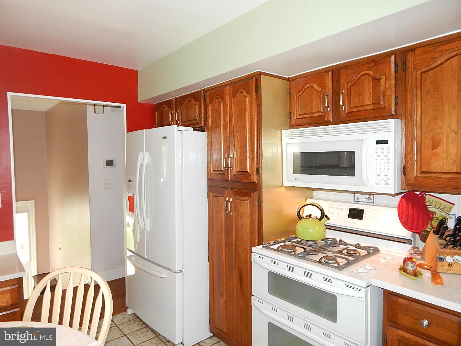 8601 Goldenwood Road Baltimore, MD 21237 - Photo 7 of 27 Kitchen
