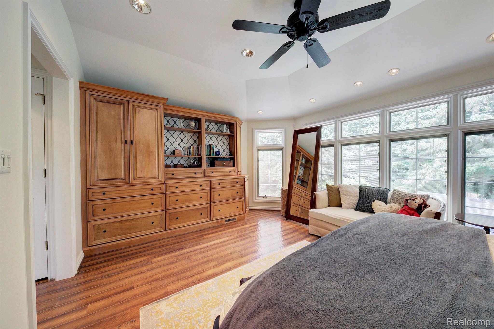 435 Welch Road Northville, MI 48167 - Photo 38 of 49 Gallery Image 38