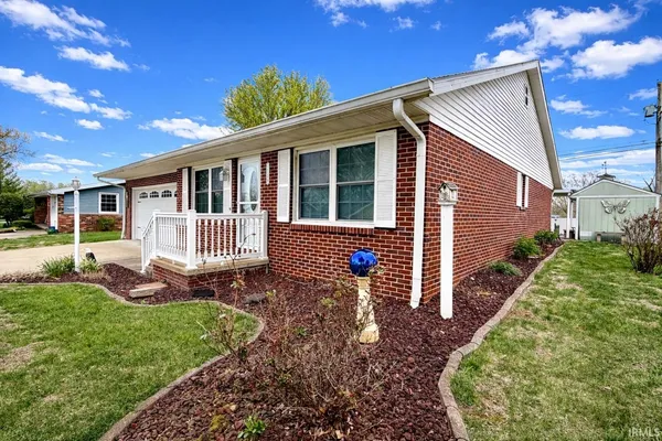 $220,000 | 1726 Windwood Drive, Bedford, IN 47421