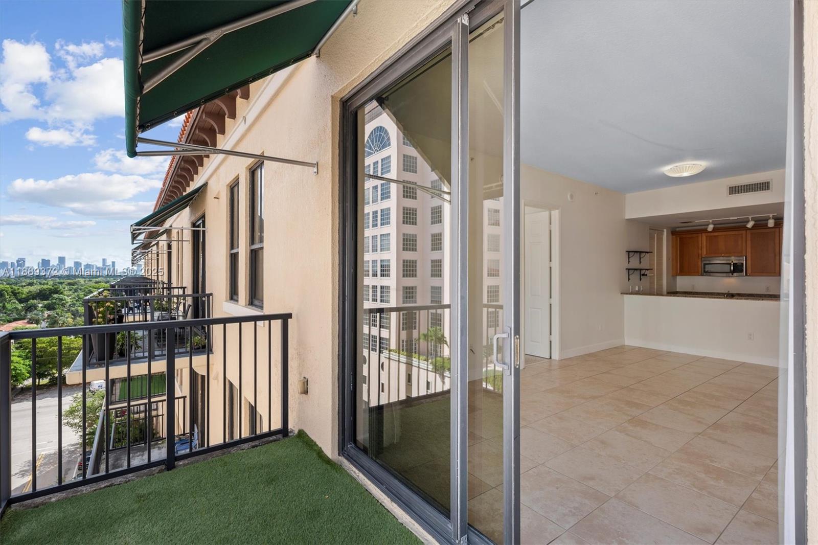 55 Merrick Way, Unit 814 Coral Gables, FL 33134 - Photo 4 of 39