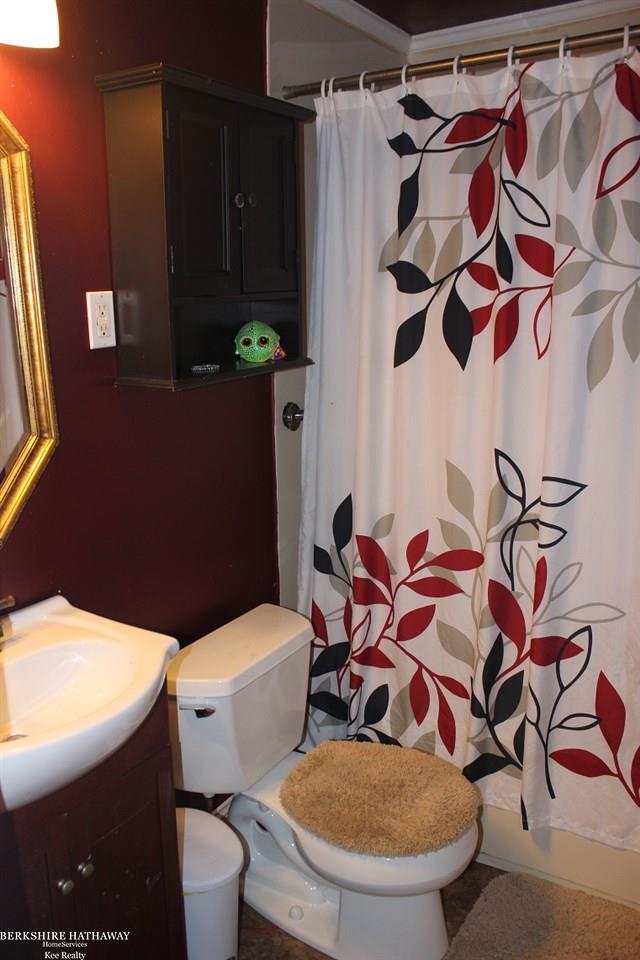 57100 Omo Road Ray, MI 48096 - Photo 19 of 27 31366671-18.JPG
