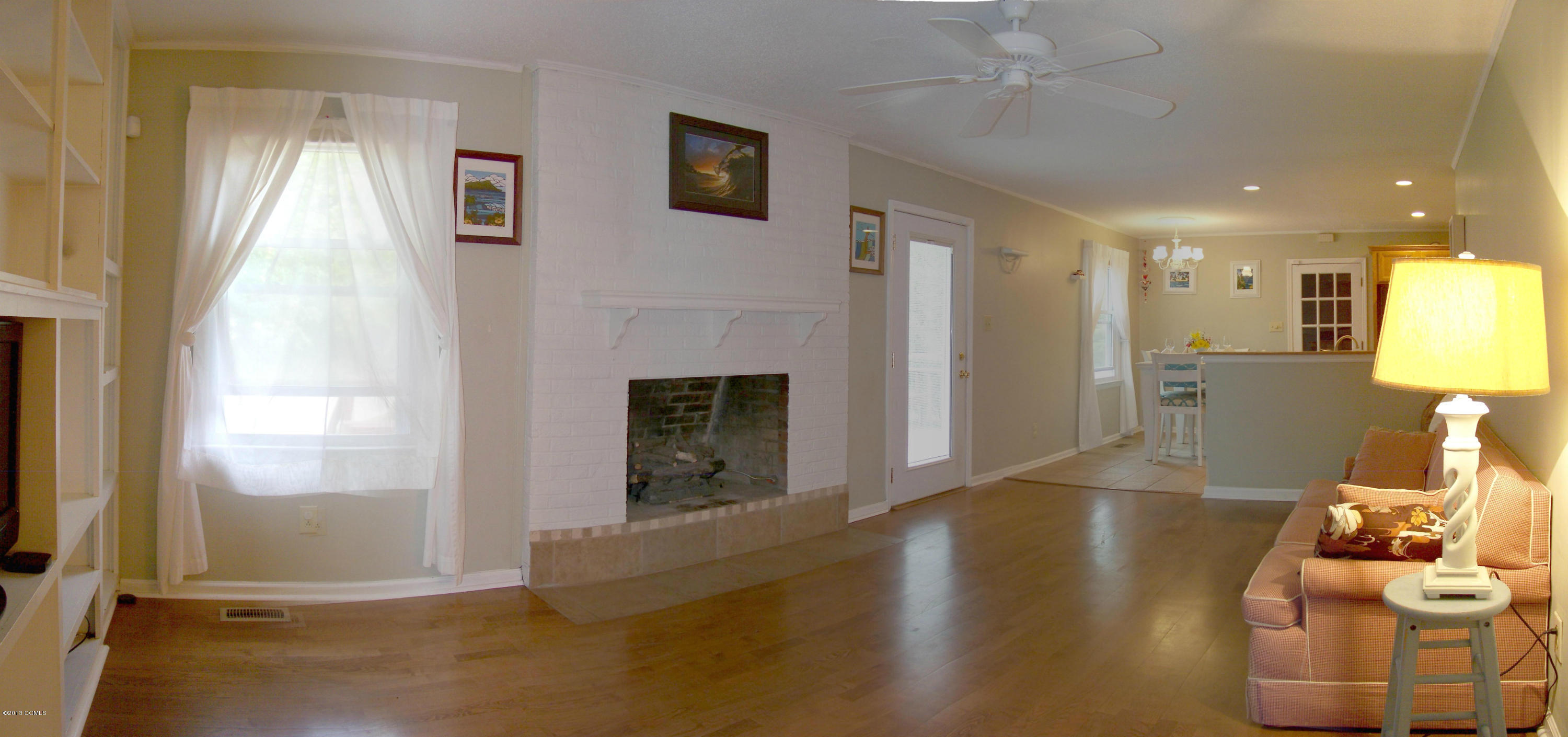 101 Ridgewood Trail New Bern, NC 28560 - Photo 19 of 36 Den with Gas-Log Fireplace