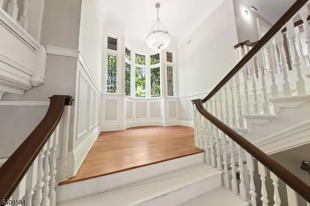 a view of an entryway