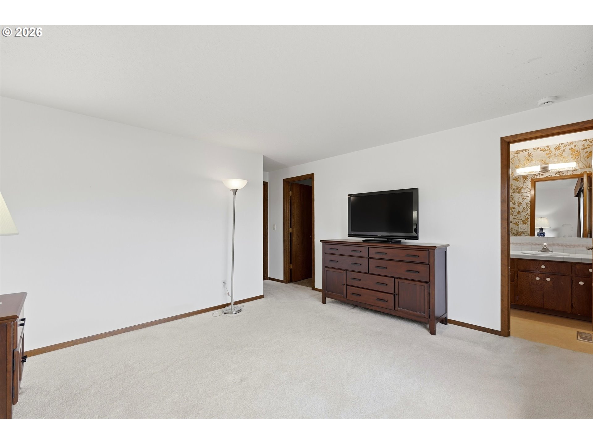 361 Southwest Nancy Avenue Gresham, OR 97030 - Photo 12 of 32