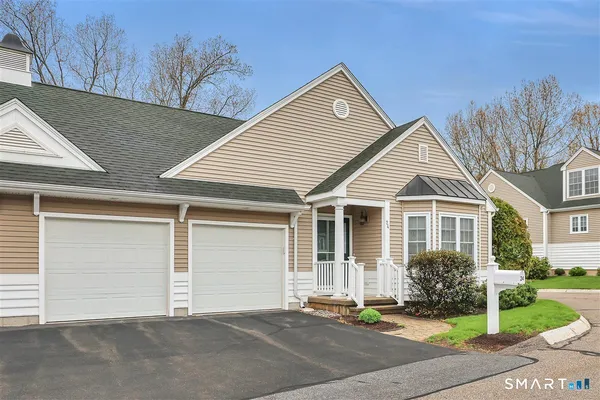 $389,900 | 24 Lantern Lane, Unit 24, Vernon, CT 06066