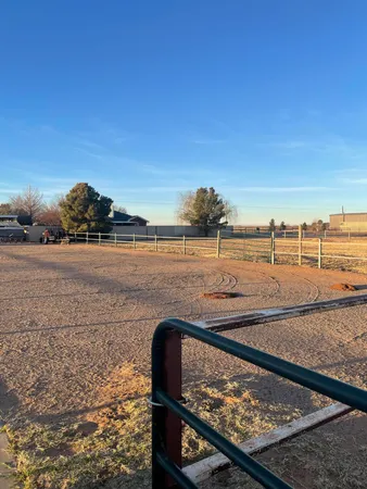 $425,000 | 9205 East County Road 7000, Slaton, TX 79364