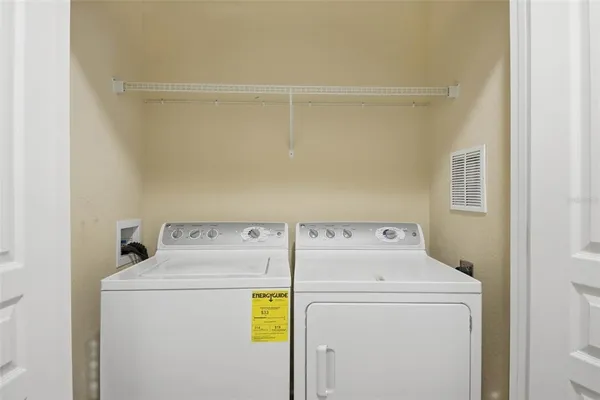 $1,950 | 8252 Civita Drive, Unit 201, Davenport, FL 33896