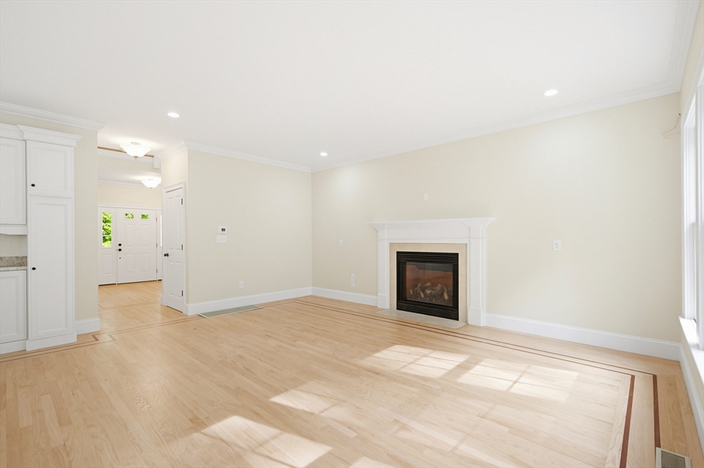 20 Applewood Road Norfolk, MA 02056 - Photo 13 of 36 Gallery Image 13