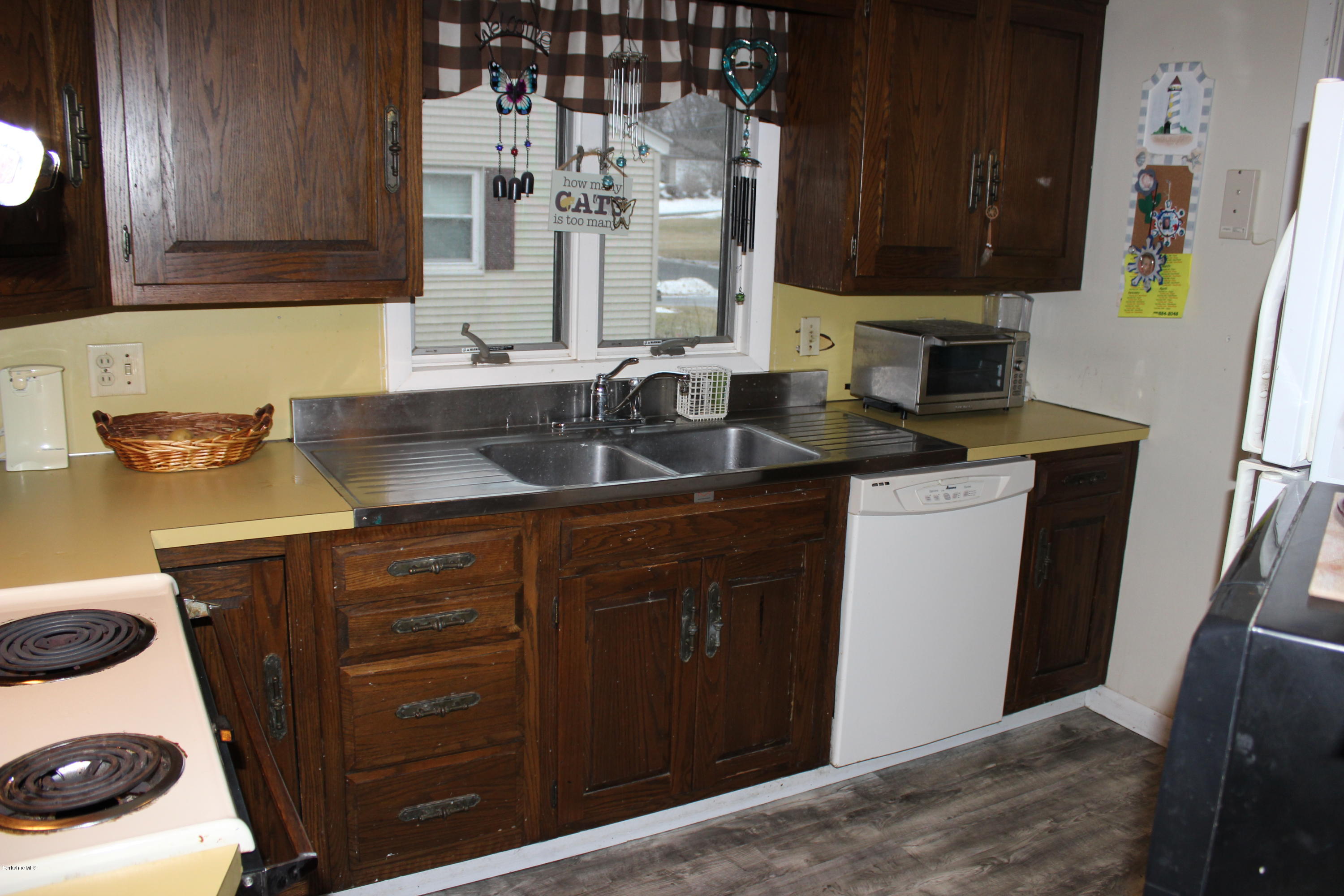 106 Tower Road Dalton, MA 01226 - Photo 5 of 42 kitchen