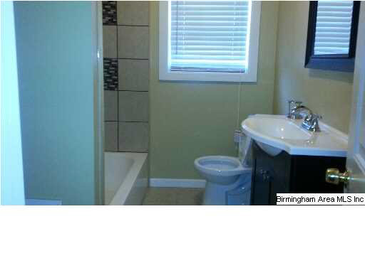 805 45th Street Birmingham, AL 35208 - Photo 8 of 10