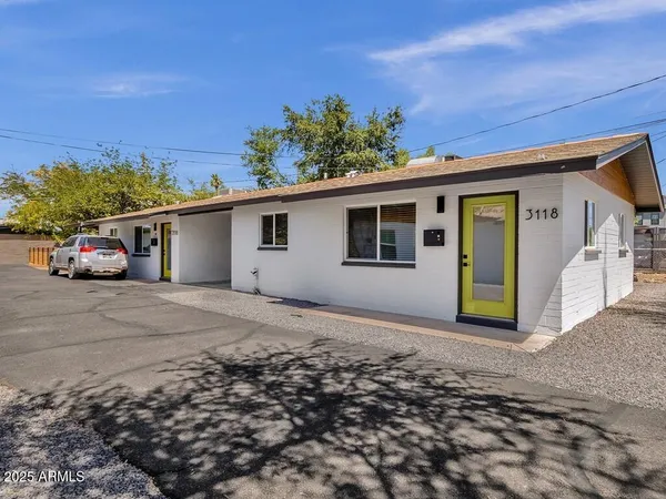 $1,700 | 3118 North 39th Street, Phoenix, AZ 85018