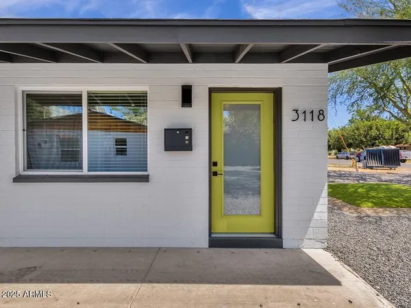 $1,700 | 3118 North 39th Street, Phoenix, AZ 85018