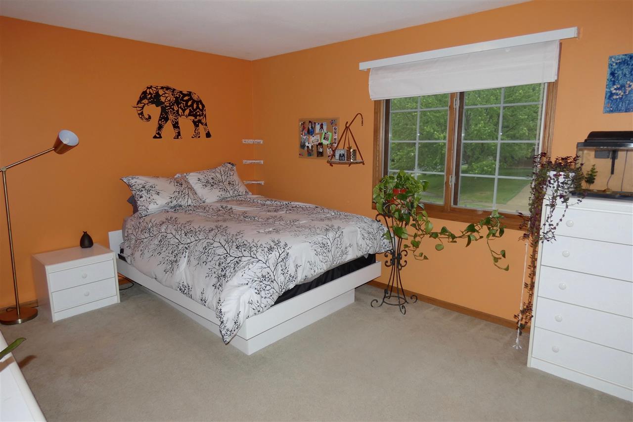 6012 West Ridgecrest Circle Peoria, IL 61615 - Photo 21 of 36 Gallery Image 21