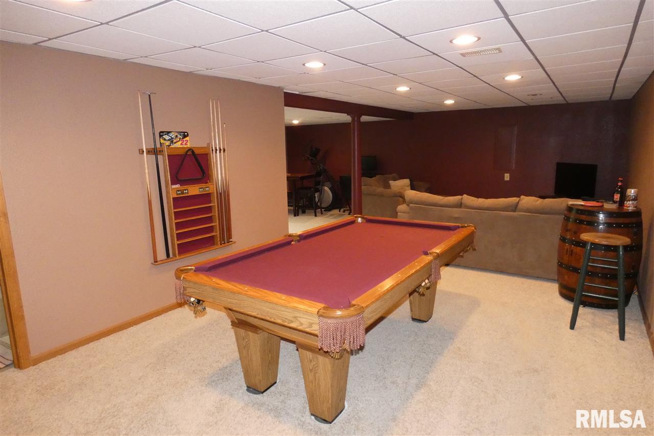 6012 West Ridgecrest Circle Peoria, IL 61615 - Photo 28 of 36 Gallery Image 28