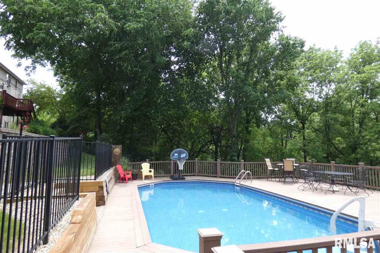 6012 West Ridgecrest Circle Peoria, IL 61615 - Photo 35 of 36 Gallery Image 35
