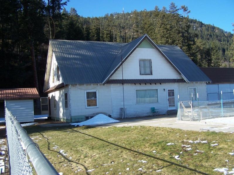 267 B Aladdin Road Colville, WA 99114 - Photo 2 of 32
