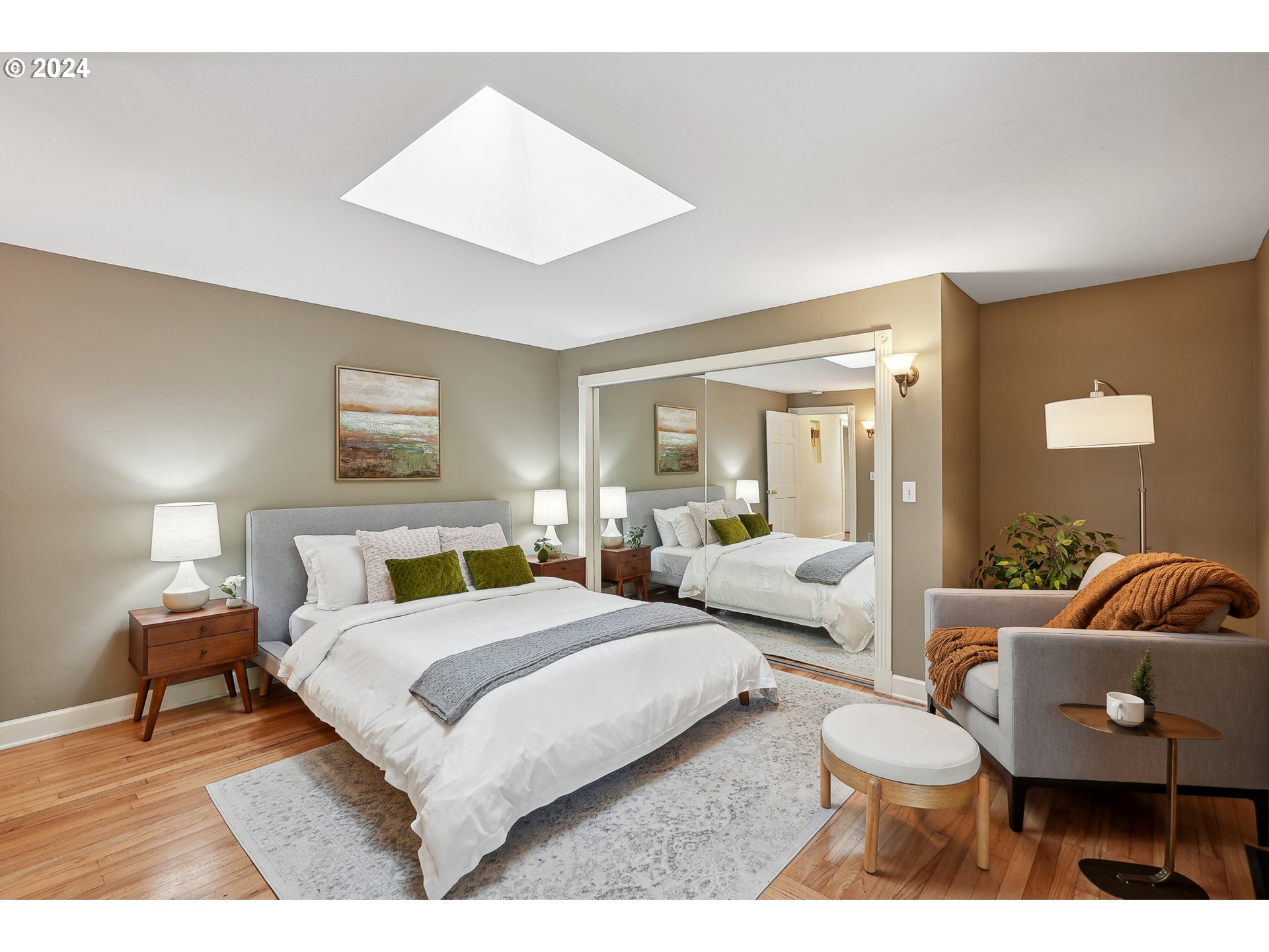 7814 Southwest Capitol Hill Road Portland, OR 97219 - Photo 18 of 27 Gallery Image 18
