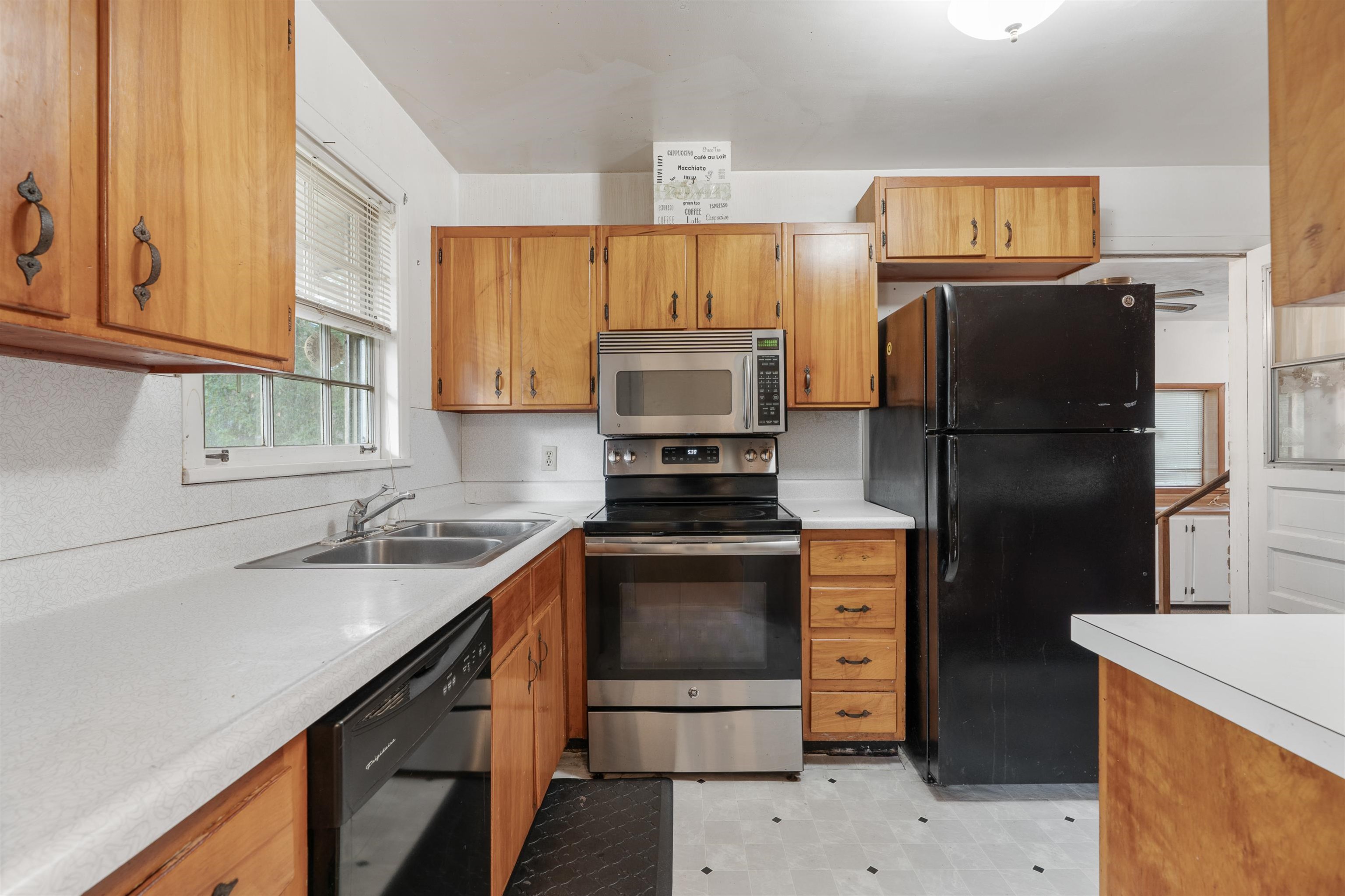 926 Maplewood Avenue Tallahassee, FL 32303 - Photo 25 of 38