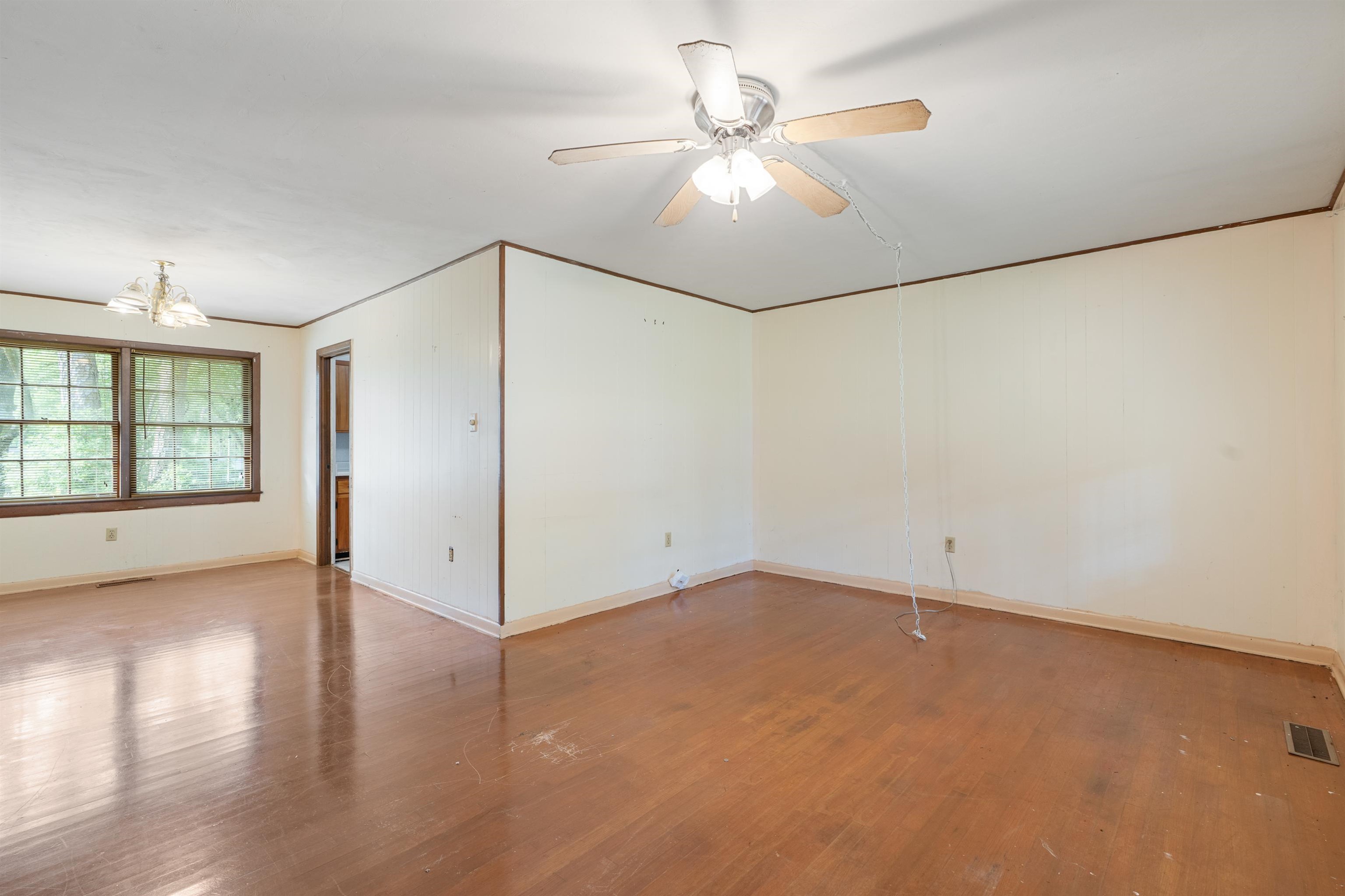 926 Maplewood Avenue Tallahassee, FL 32303 - Photo 32 of 38