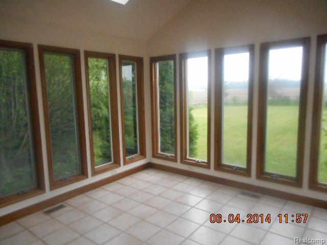 8330 North Custer Road Monroe, MI 48162 - Photo 6 of 15 6.JPG