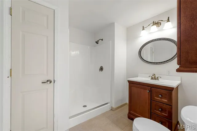 $490,000 | 406 Huntington Trails Drive, Festus, MO 63028