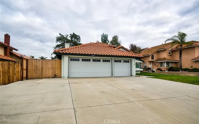 $3,950 | 40168 Calle Medusa, Temecula, CA 92591