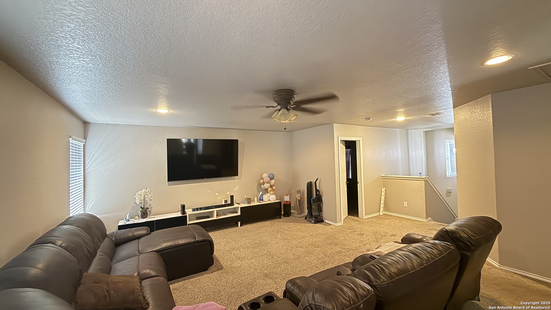 10239 Huisache Field Helotes, TX 78023 - Photo 19 of 25