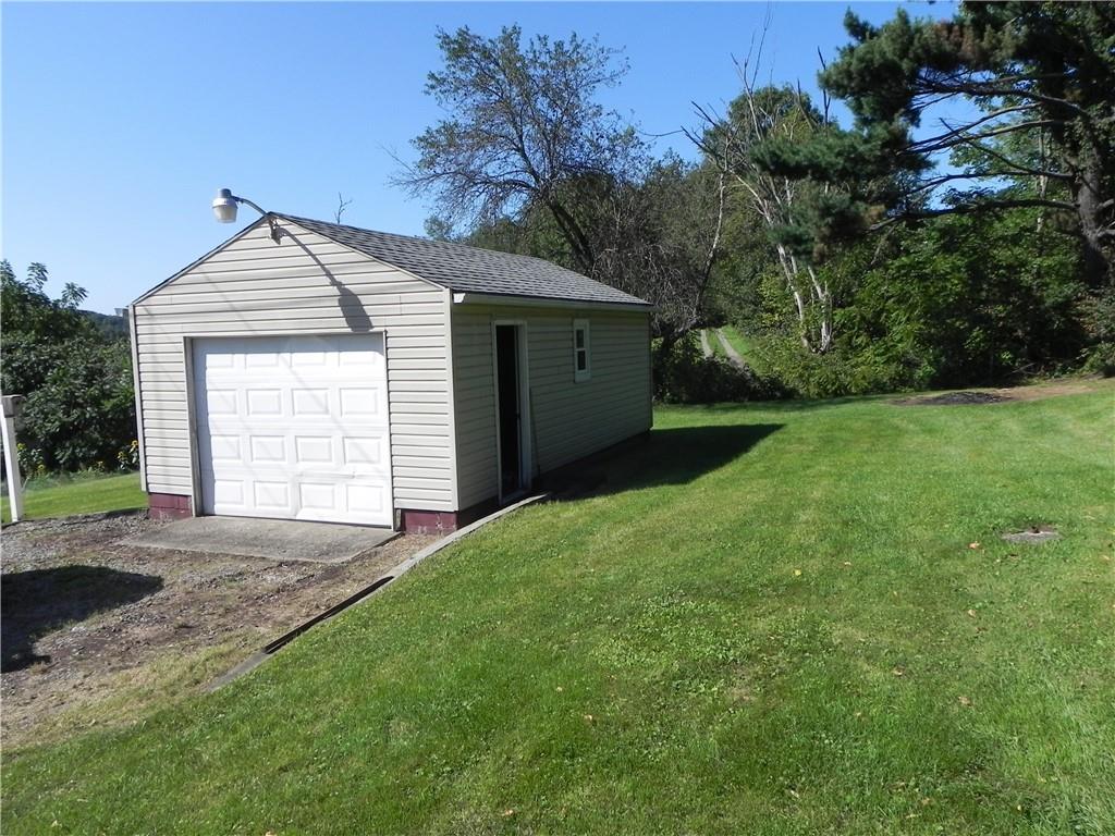 1113 Layton Road Butler, PA 16001 - Photo 2 of 9