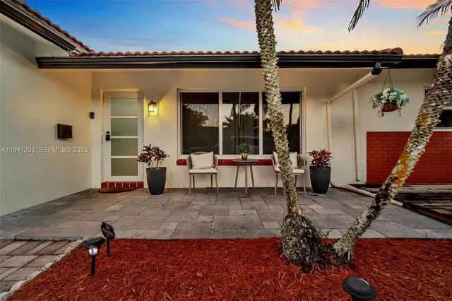 $595,000 | 8016 Northwest 43rd Street, Coral Springs, FL 33065