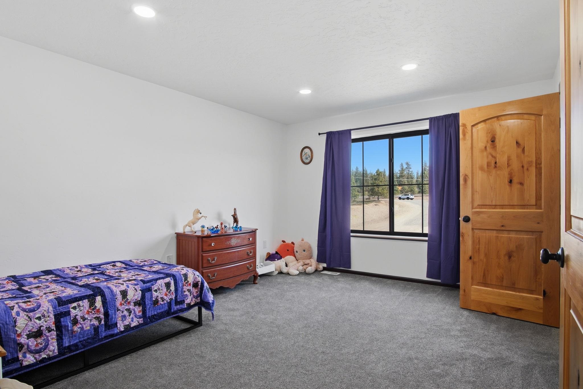 5566 West Mckenzie Woolard Road Deer Park, WA 99006 - Photo 14 of 49