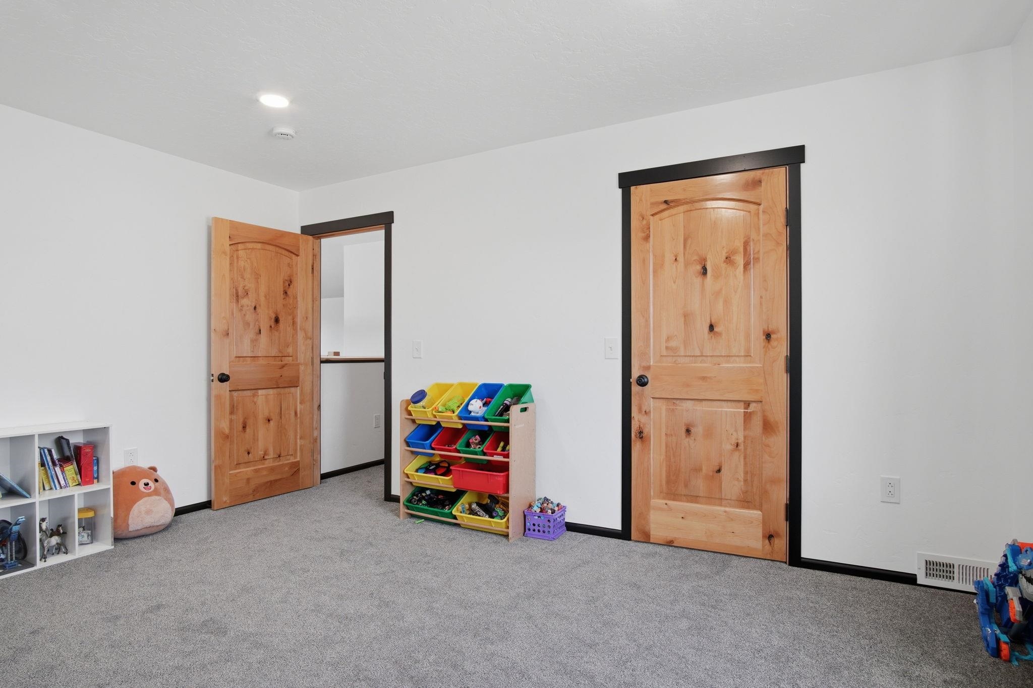 5566 West Mckenzie Woolard Road Deer Park, WA 99006 - Photo 18 of 49