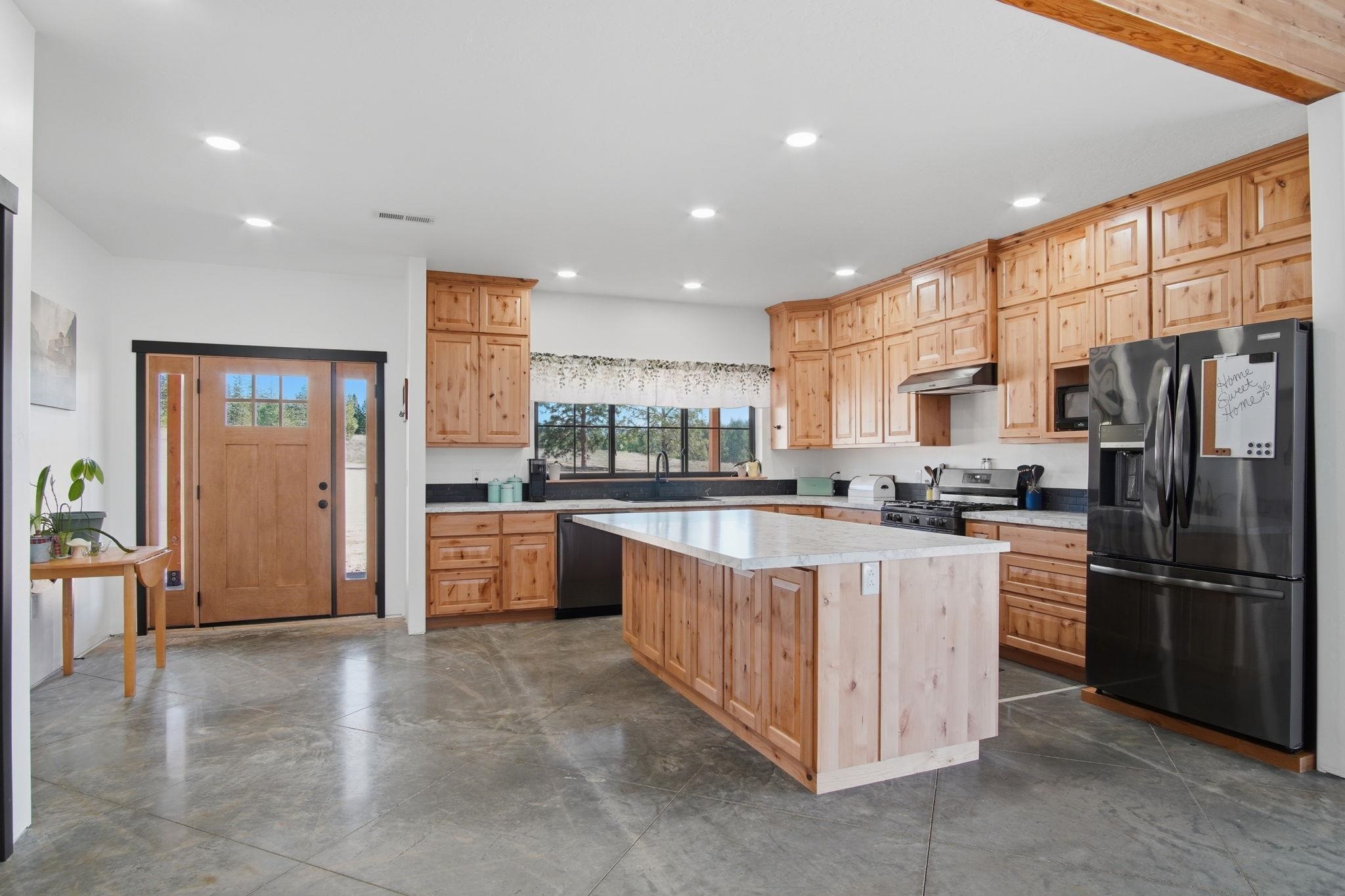 5566 West Mckenzie Woolard Road Deer Park, WA 99006 - Photo 3 of 49