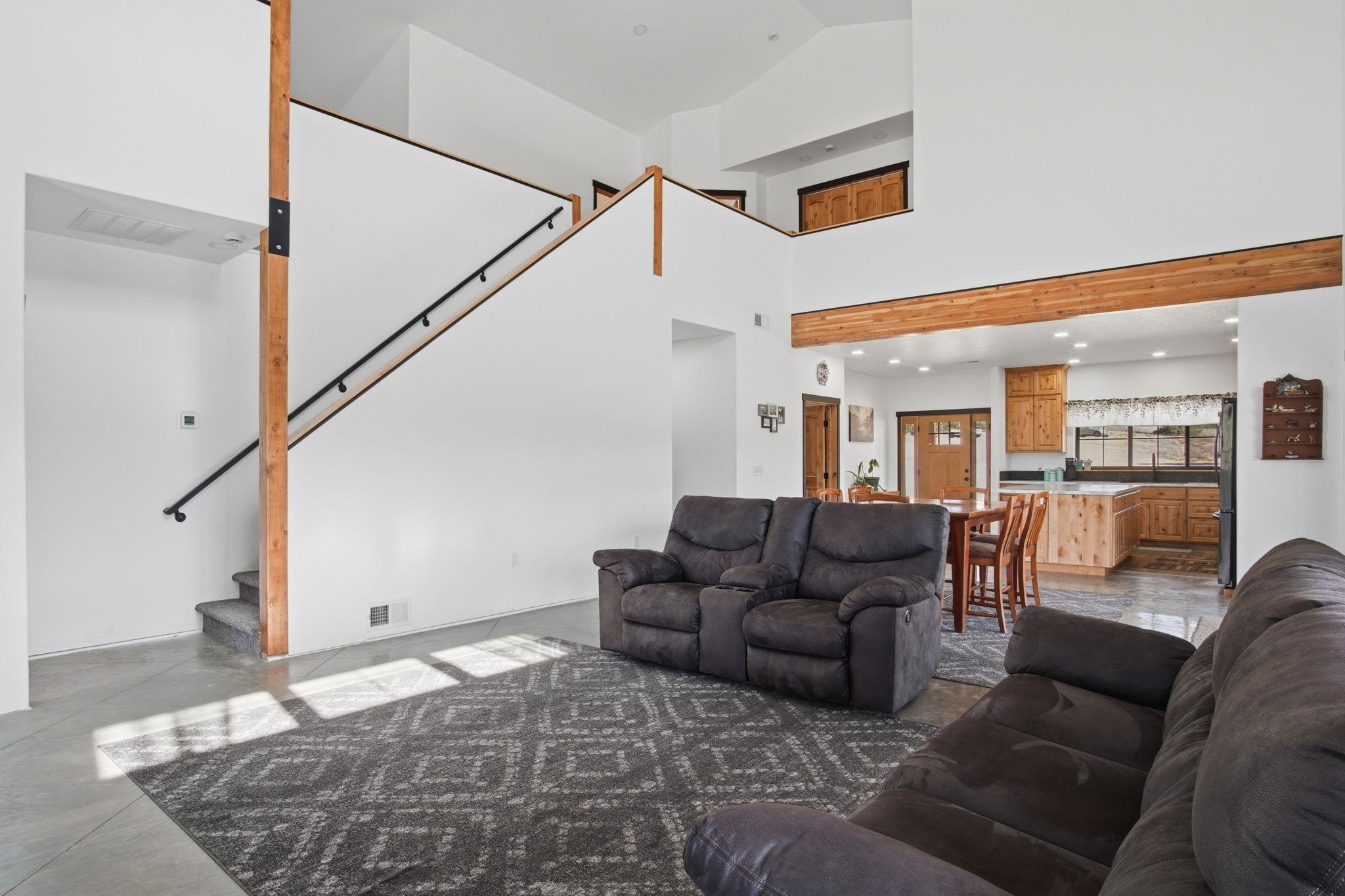 5566 West Mckenzie Woolard Road Deer Park, WA 99006 - Photo 7 of 49