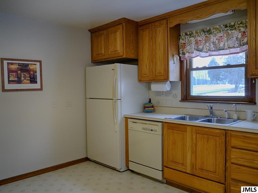 11003 Pope Church Road Springport, MI 49284 - Photo 3 of 35 Main dwelling open and large kitchen.