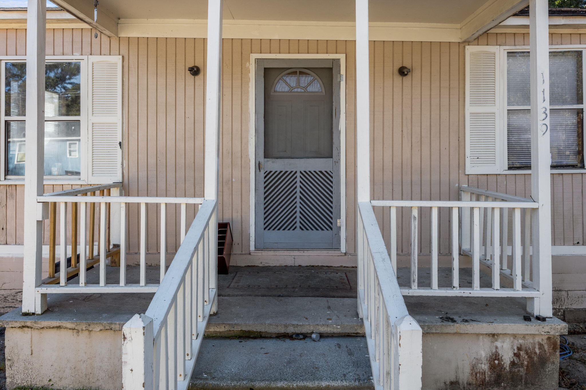 1139 Greenhill Road James Island, SC 29412 - Photo 5 of 15 5-web-or-mls-470A0933