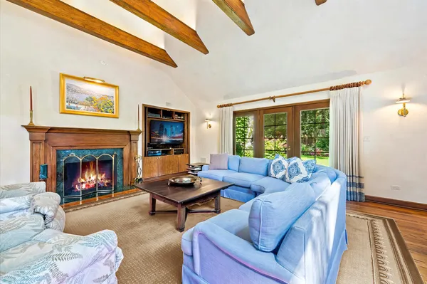 $2,695,000 | 92 North Indian Hill Road, Winnetka, IL 60093