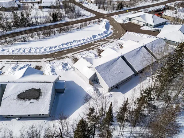 $300,000 | 14 Michele Lane, Esko, MN 55733