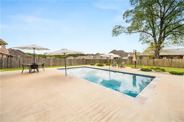 $345,000 | 117 Iberia Lane, Pineville, LA 71360