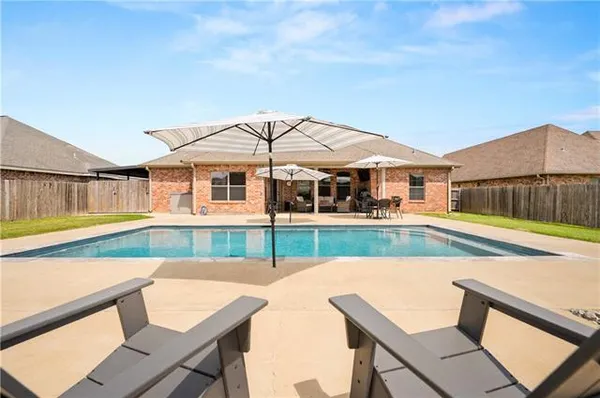 $345,000 | 117 Iberia Lane, Pineville, LA 71360