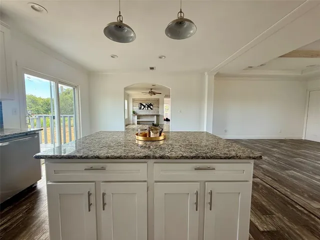 $399,000 | 12918 Cleburne Highway, Cresson, TX 76035