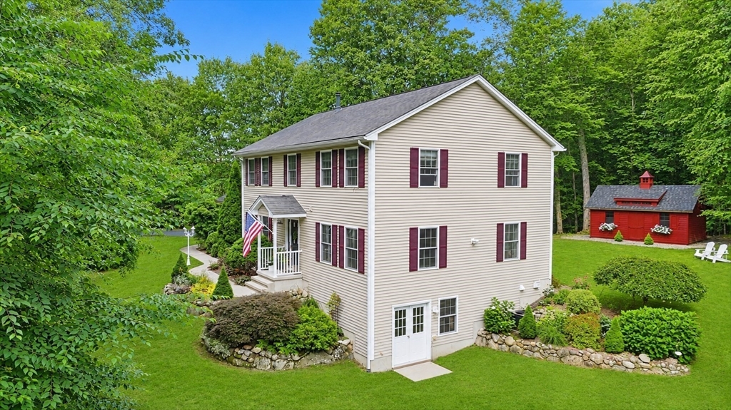 106 Valley Road Southampton, MA 01073 - Photo 3 of 42 Gallery Image 3