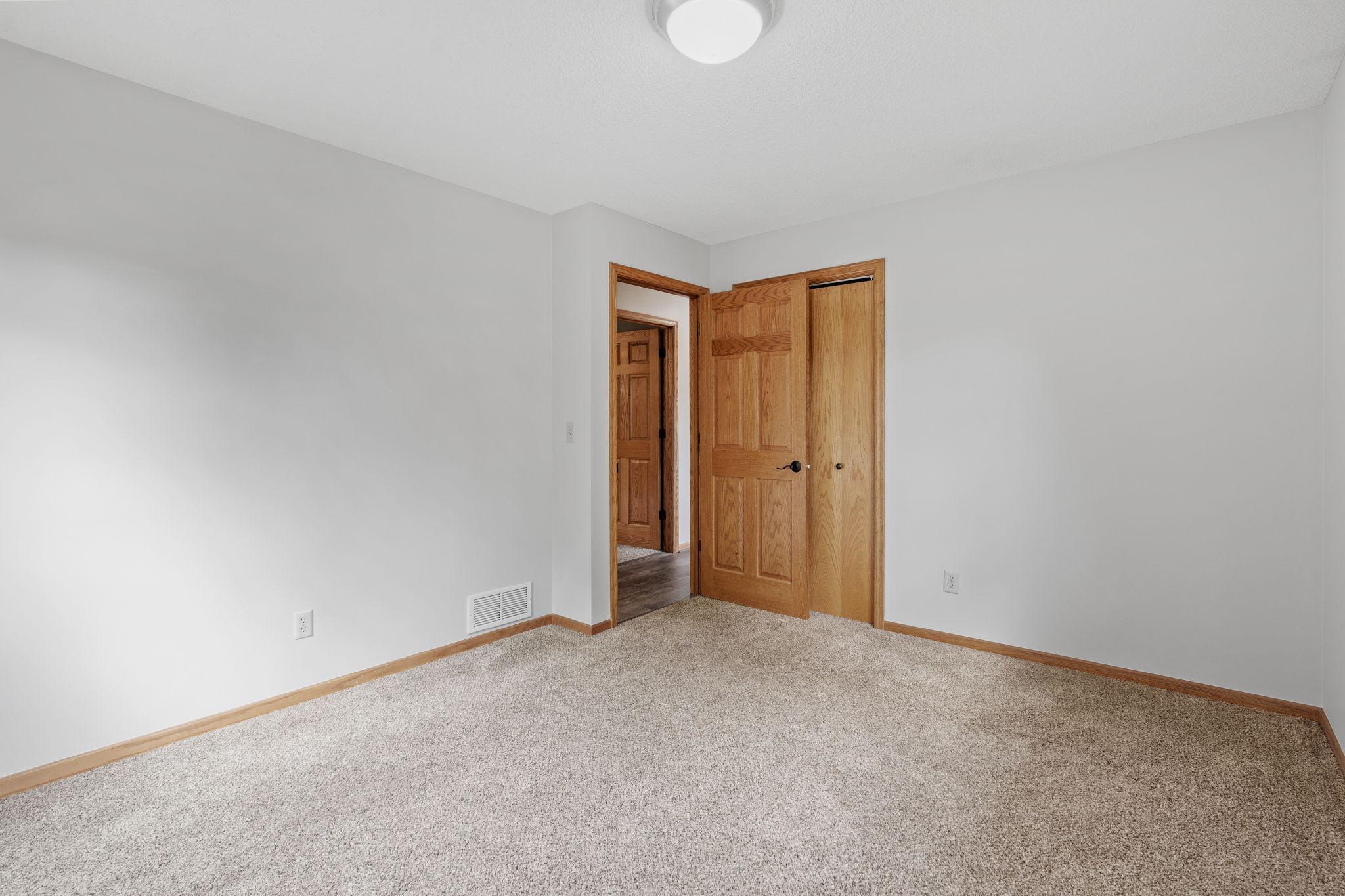 804 Grant Avenue Hudson, WI 54016 - Photo 20 of 55