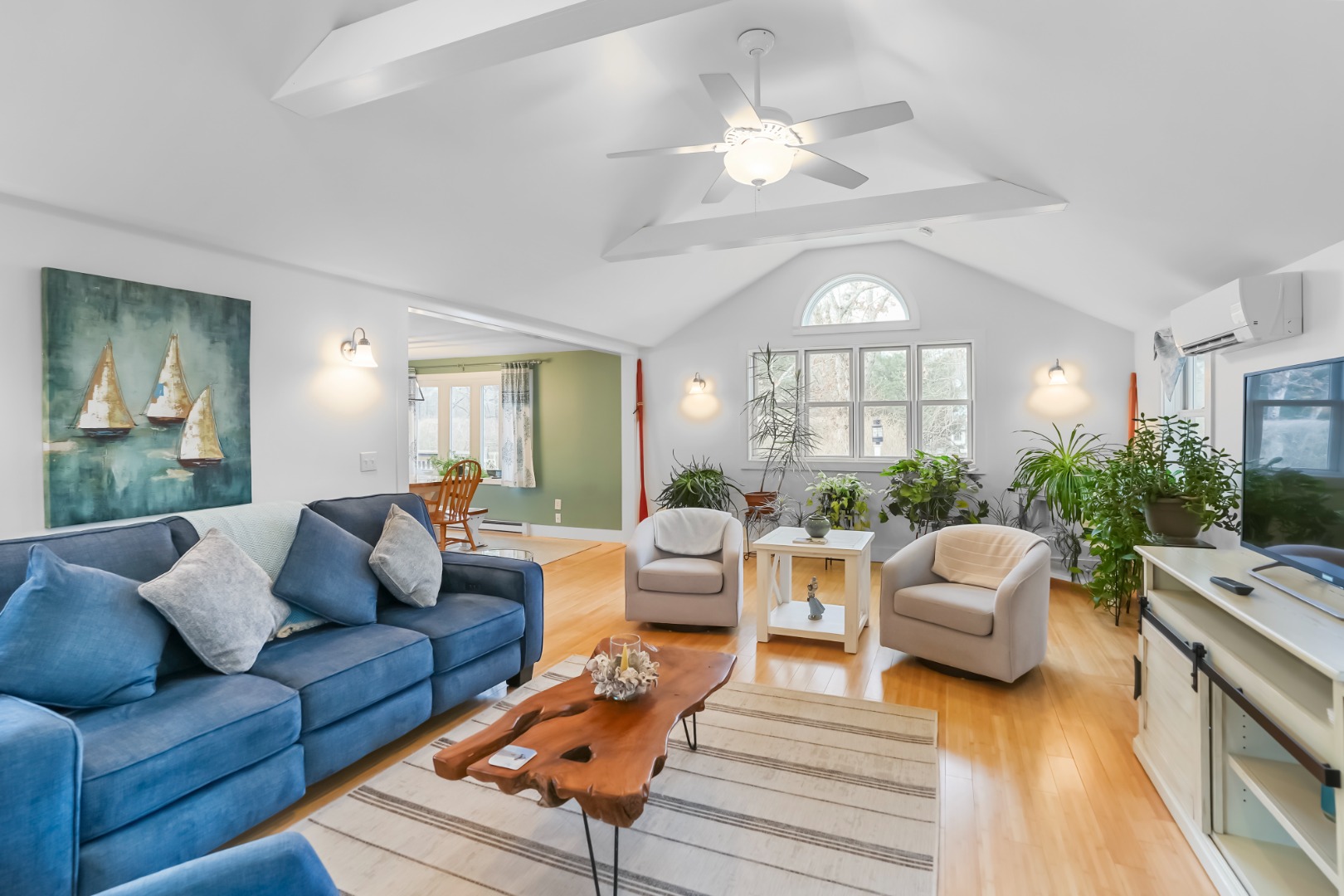 17 Sutton's Way Edgartown, MA 02539 - Photo 8 of 34 Gallery Image 8
